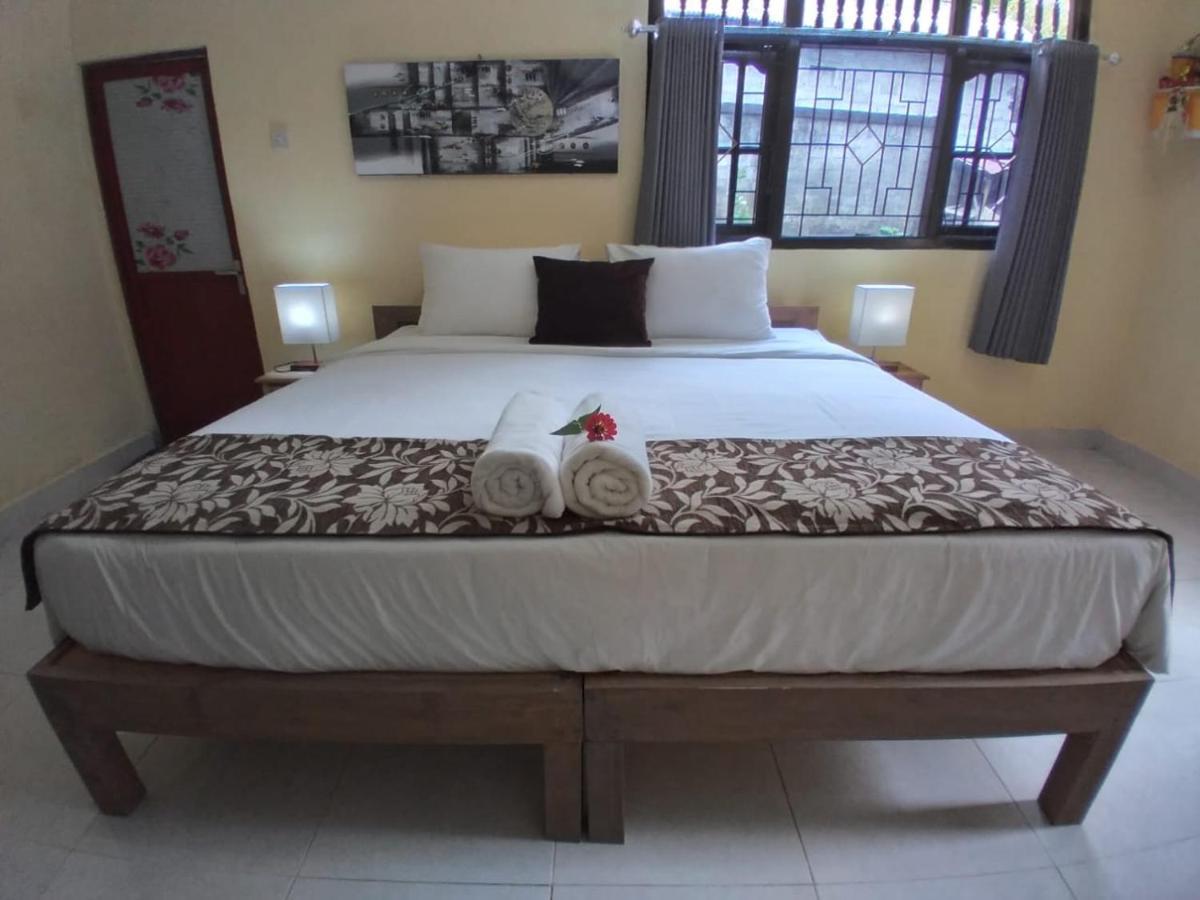 Rindu Homestay Undisan Buitenkant foto